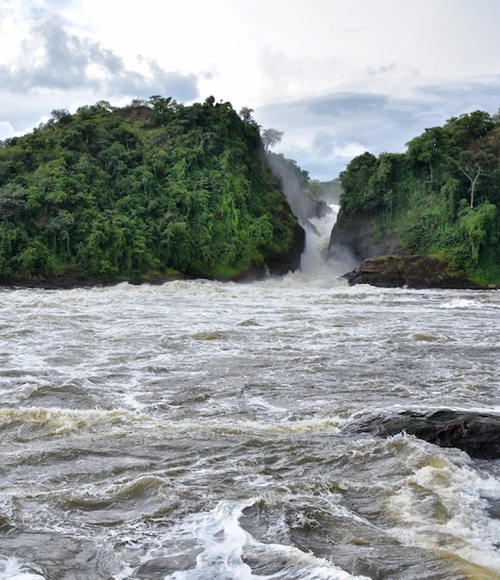 Explore breathtaking mountains, lakes and landscapes across Uganda.